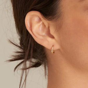 14kt Gold Magma Huggie Hoop Earrings