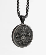 Pig & Hen Curb Bob Pendant Vintage Necklace