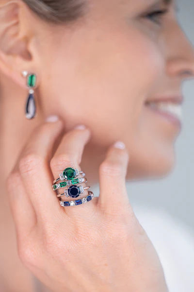 Sybella Nixi Emerald Green Claw Set Ring