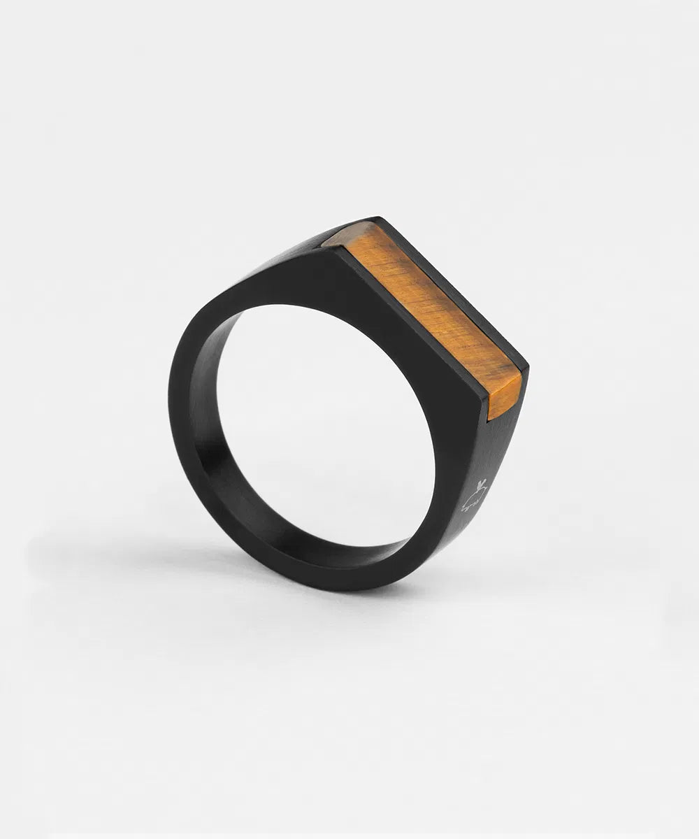 Pig & Hen Signet Ring Tiger Eye