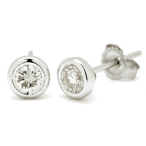 18ct White Gold 0.75ct TDW Diamond Earrings